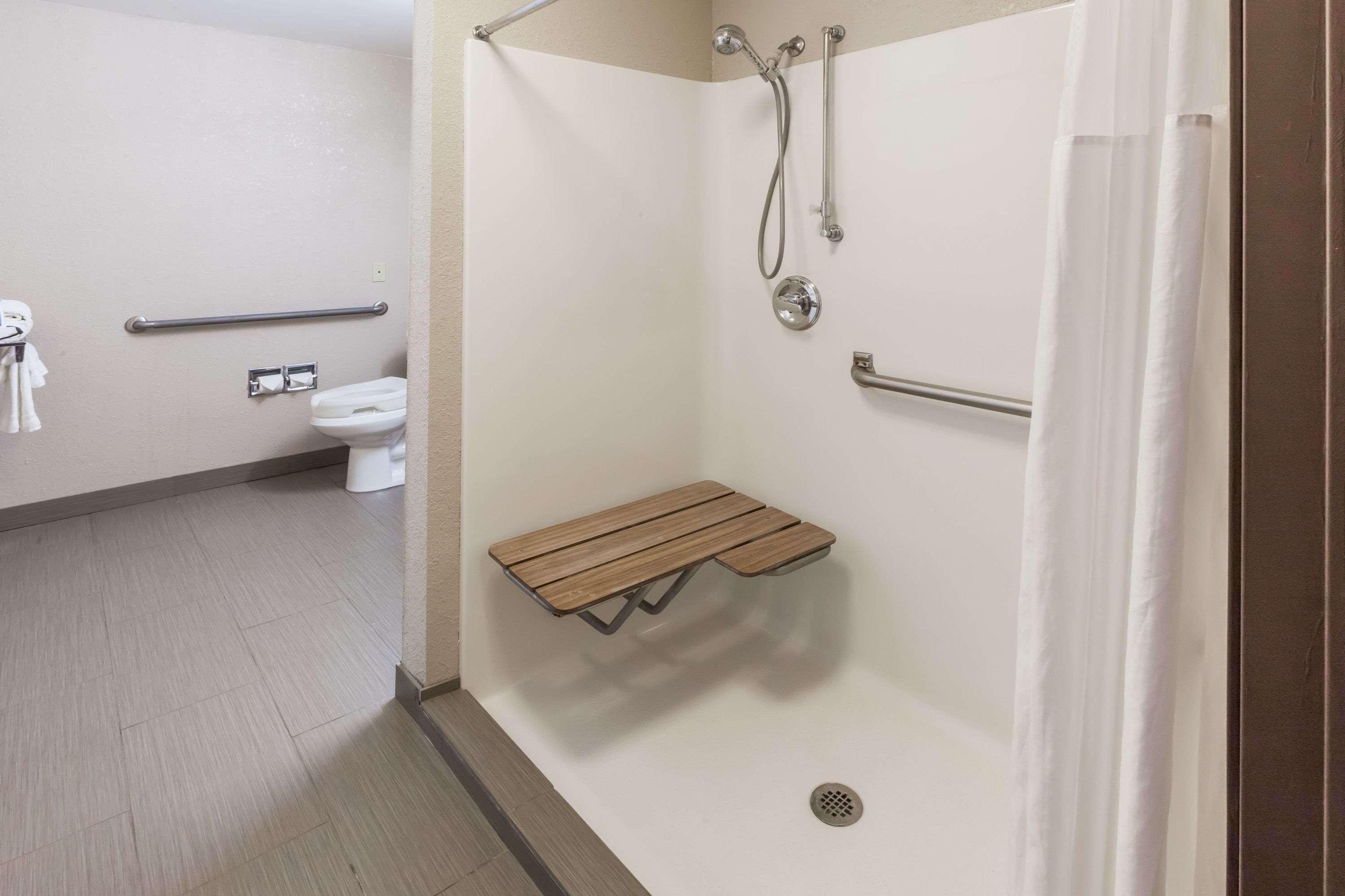 Baymont By Wyndham Gaylord Hotel Ngoại thất bức ảnh