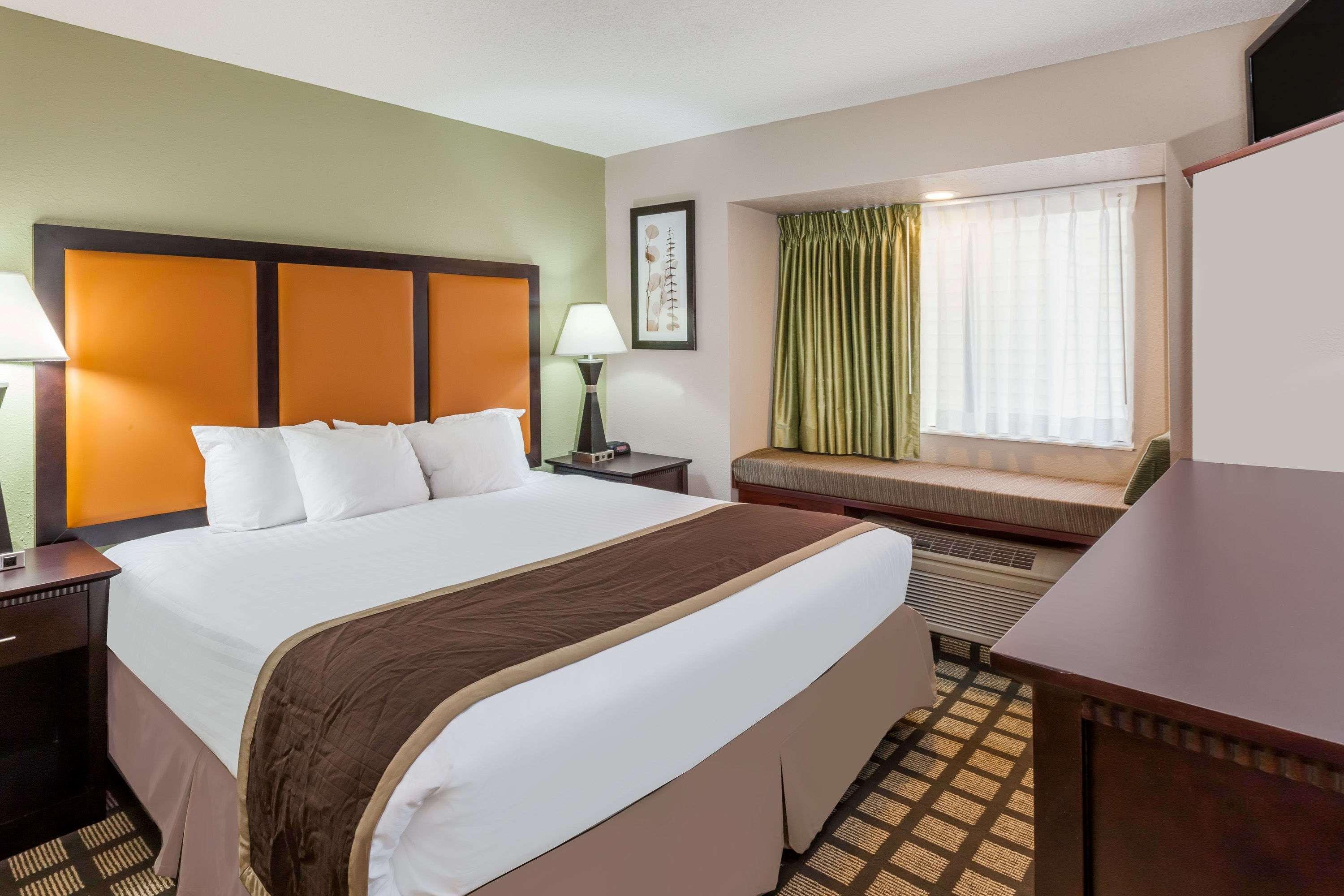 Baymont By Wyndham Gaylord Hotel Ngoại thất bức ảnh